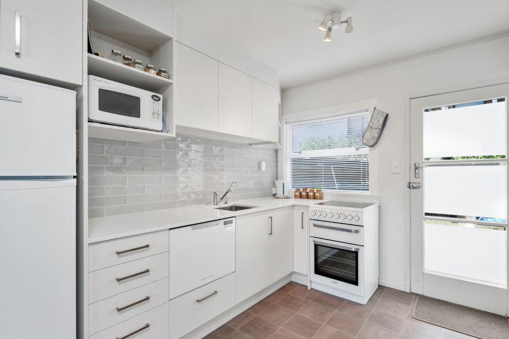 Central Stay - Taupo Flat Luaran gambar
