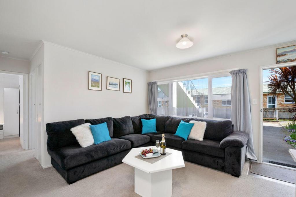 Central Stay - Taupo Flat Luaran gambar