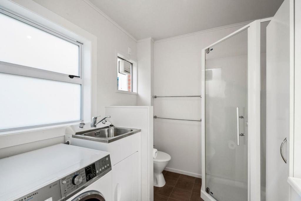 Central Stay - Taupo Flat Luaran gambar