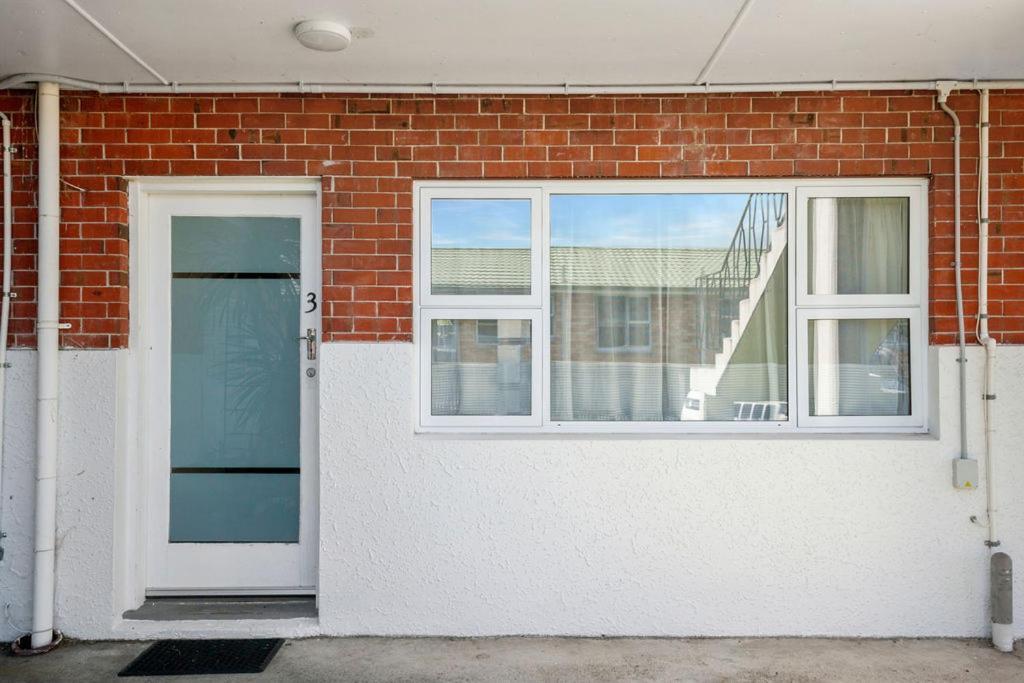 Central Stay - Taupo Flat Luaran gambar